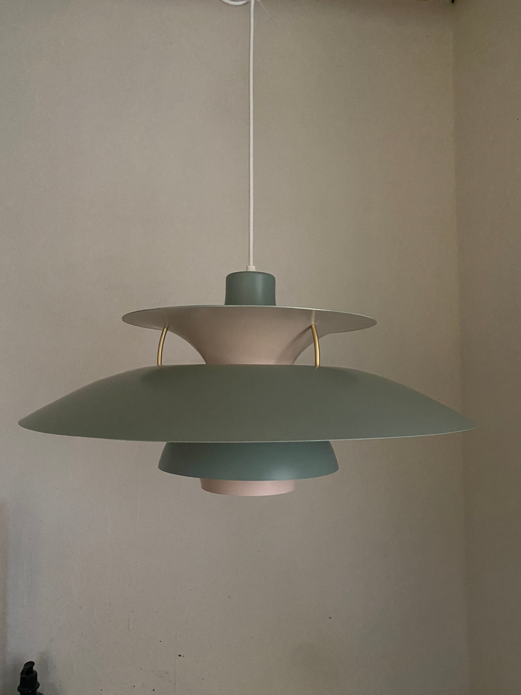 Skøn PH5 lampe i grøn og beige